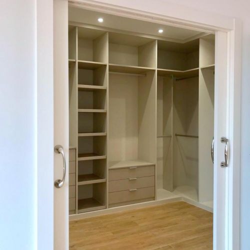 VESTIDOR 4B
