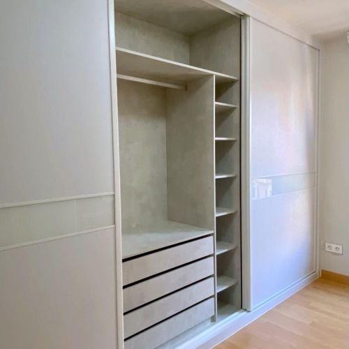 VESTIDOR 19D
