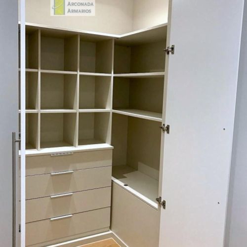 VESTIDOR 8E