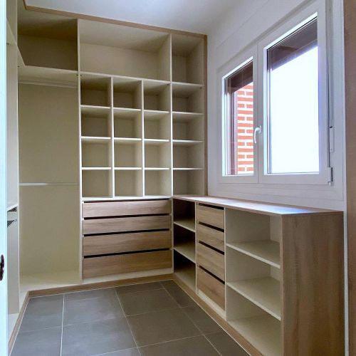 VESTIDOR 31B